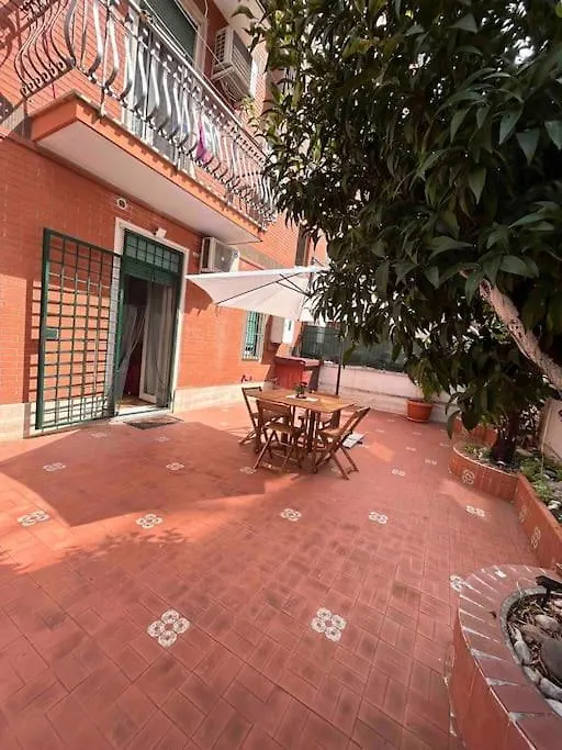 Bucaneve House Roma-1
